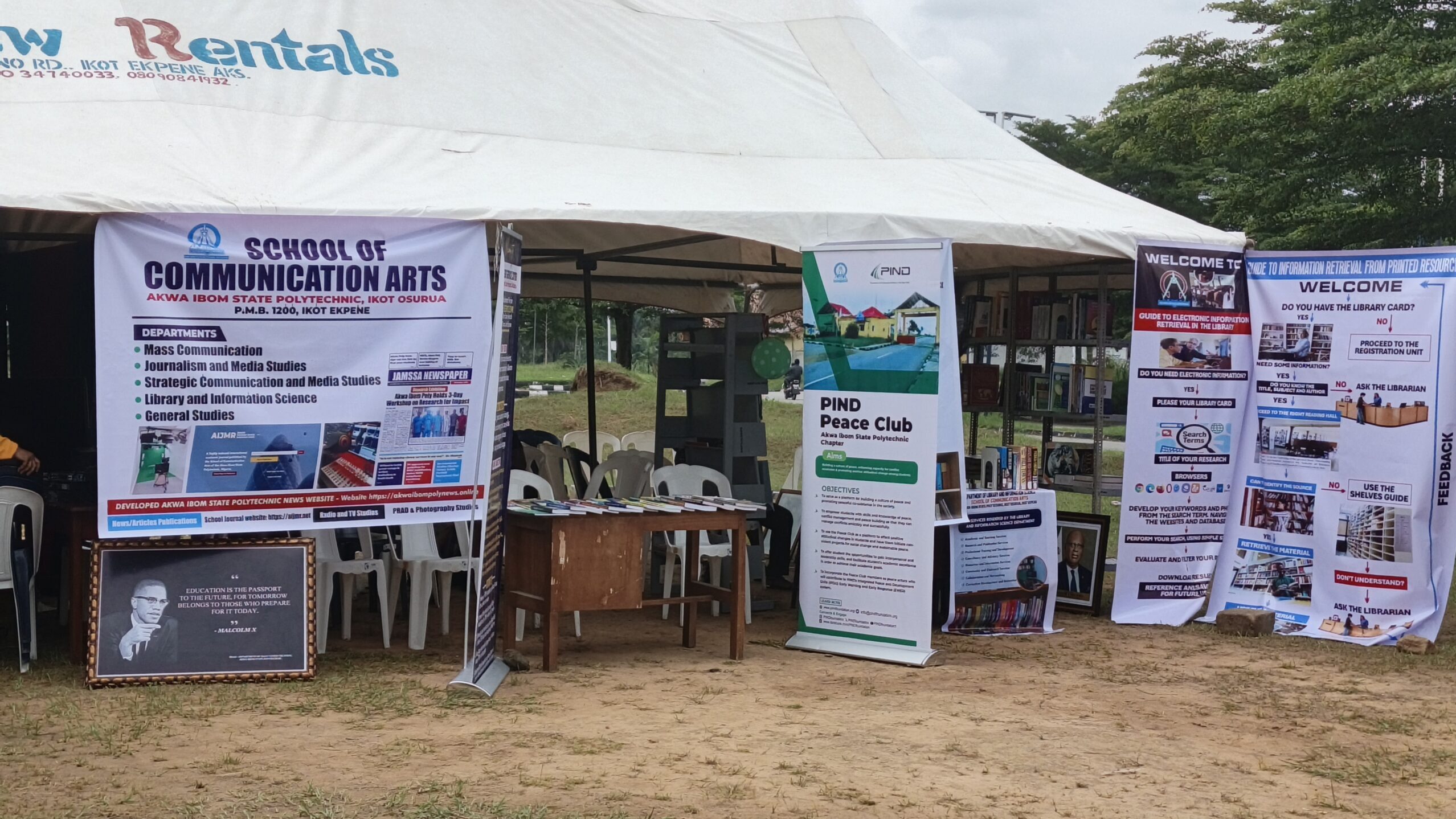 Research and Exhibition Day 3: School of Communication Arts Displays Products (PHOTO NEWS)